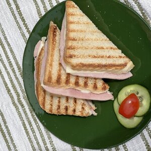Schinken-Käse Toast